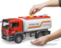 BRUDER 03775 Auto MAN TGS Cisterna stříká vodu funkční model 1:16 plast