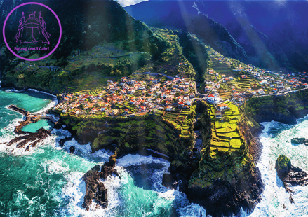 TREFL Puzzle Premium Plus Photo Odyssey: Madeira 1000 dílků