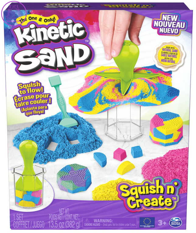 SPIN MASTER Kinetic Sand Kelímková sada magický písek s nástroji a formičkami