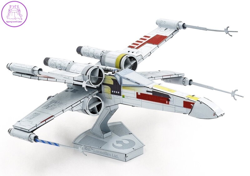 METAL EARTH 3D puzzle Star Wars: X-Wing Starfighter (ICONX)